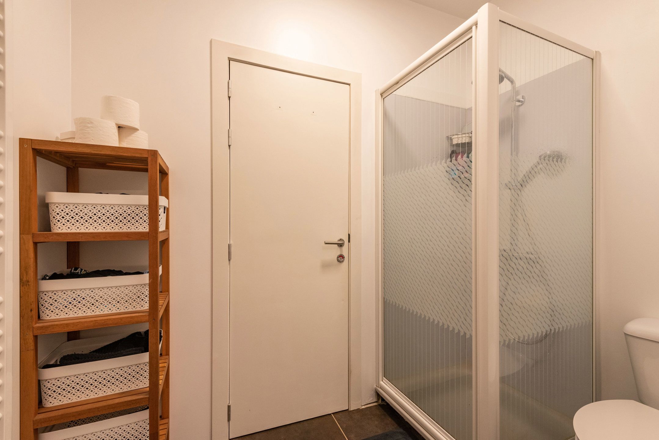 Verrassende woning met riante atelier te Spouwen foto 21