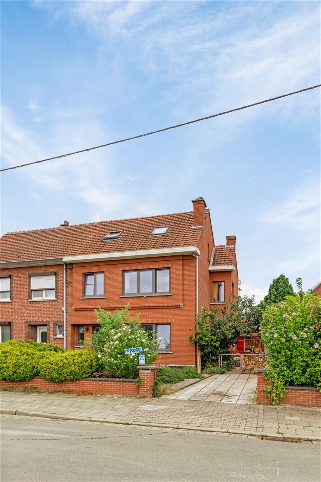 Gezellige woning op een knap perceel van 4A 47Ca foto 2