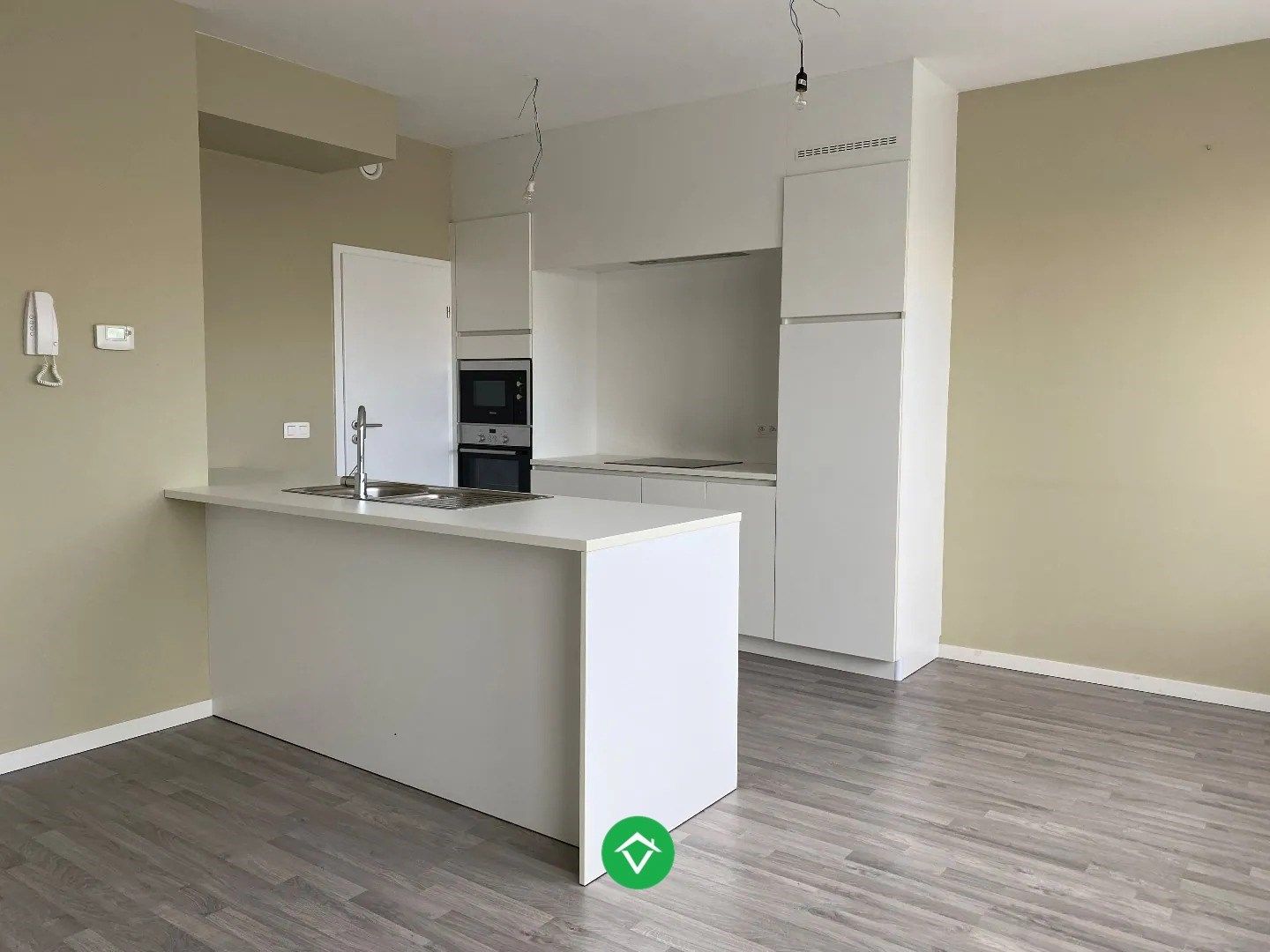 Rustig gelegen appartement met 1 slaapkamer te Koekelare foto 8