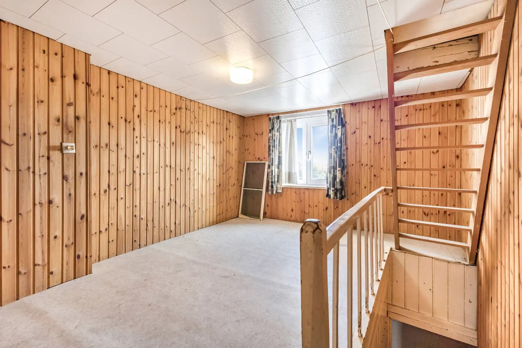 Te renoveren woning met 2 slaapkamers, zolder en tuin foto 16