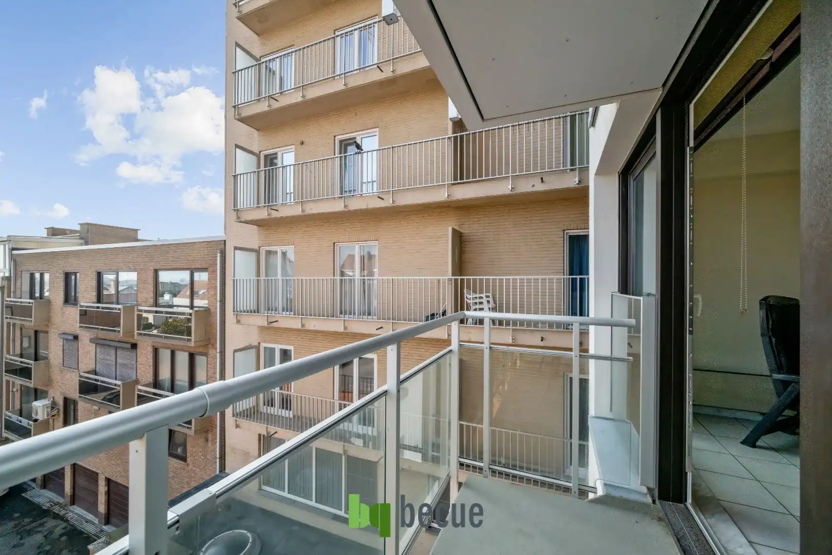 Lichtrijk appartement met terras en EPC B foto 12