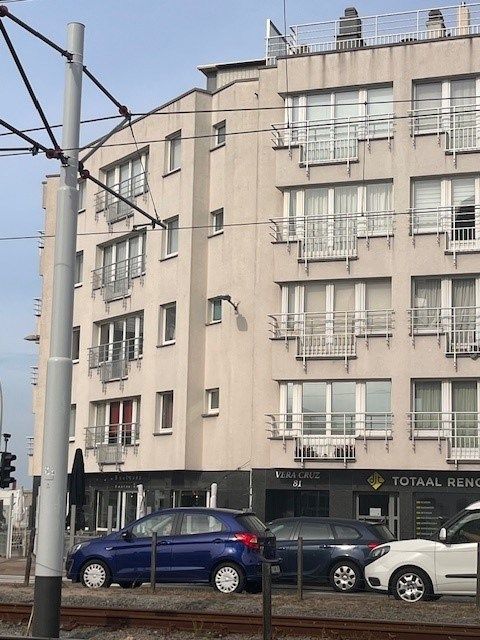 Studio te koop Troonstraat 73 - //0206 - 8400 Oostende