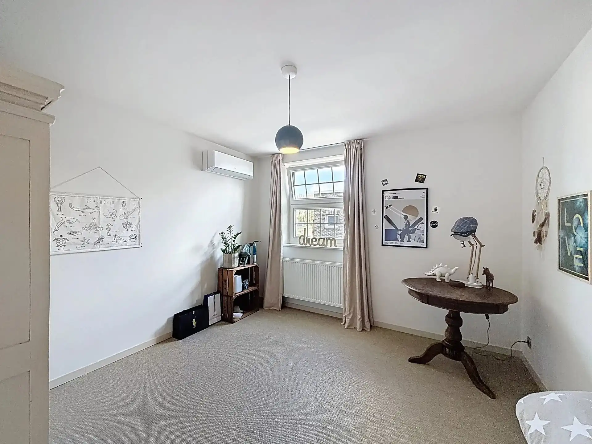 Prachtige luxueus ingerichte woning met 4 slaapkamers en 2 badkamers op een mooi perceel met bijgebouw. foto 30