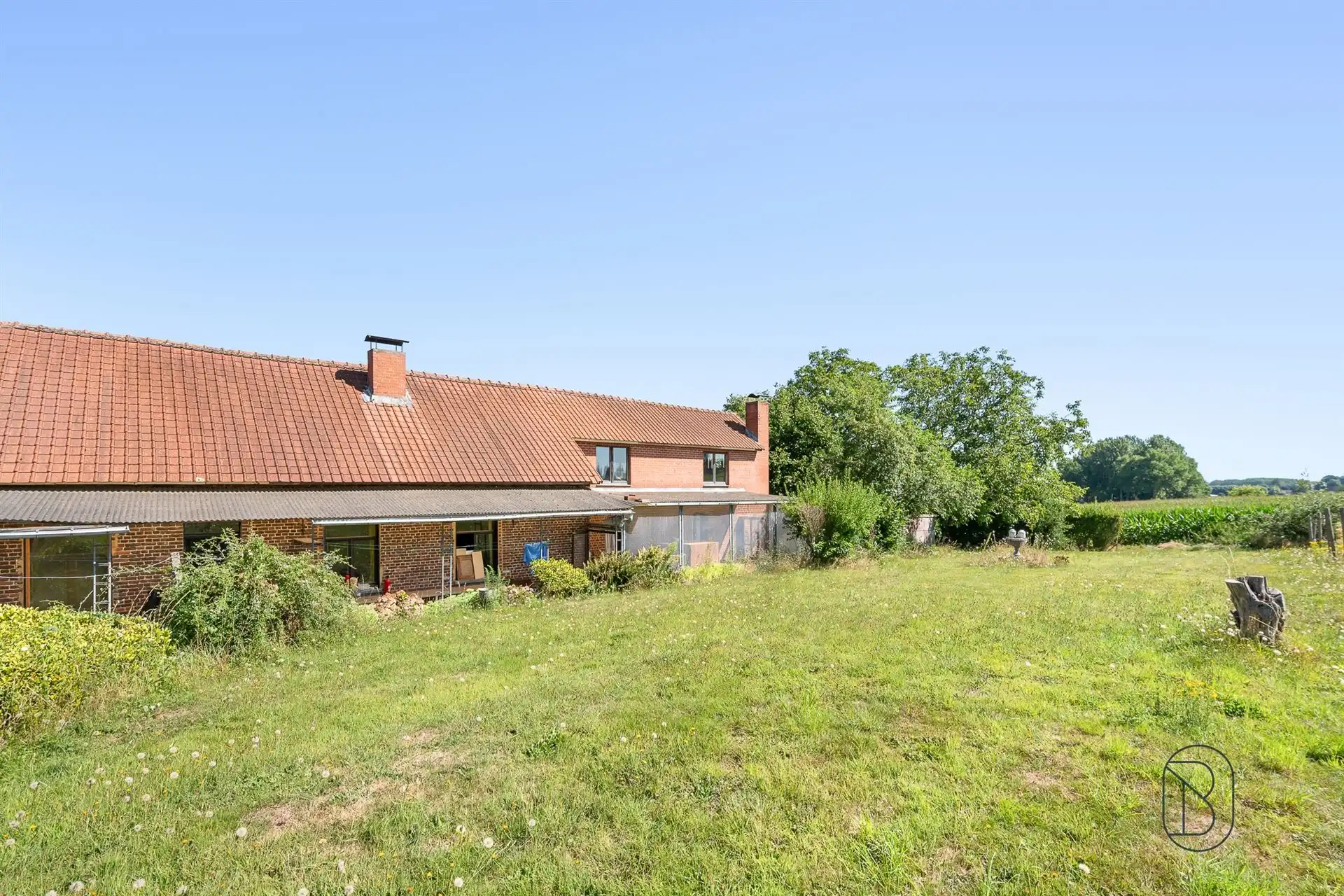 Charmante te renoveren woning op 29 are foto 16