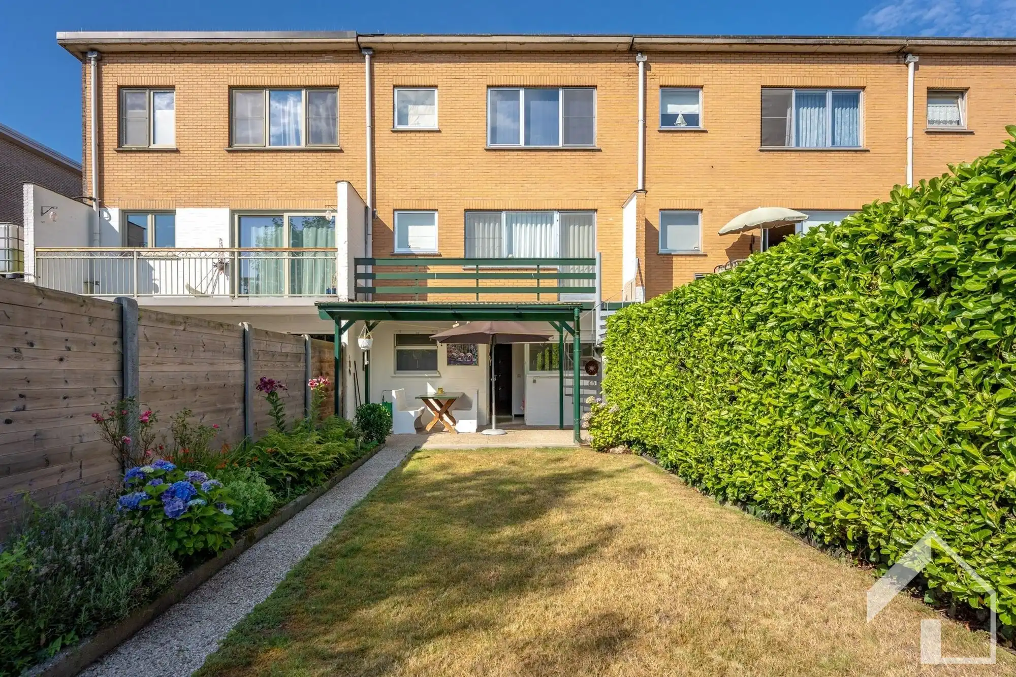 Bel-etage met 3 slaapkamers, tuin, terras en veel privacy foto 17