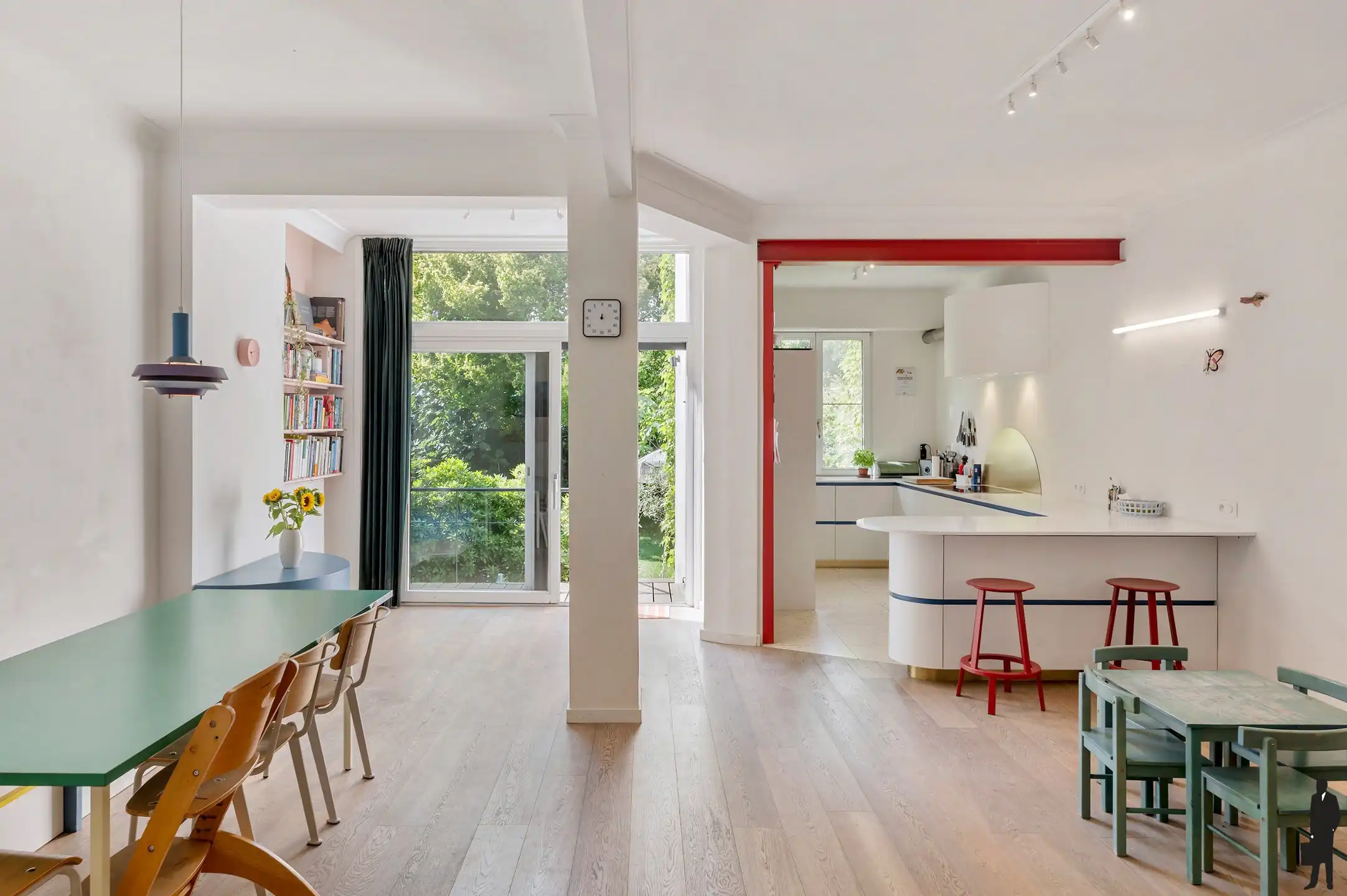 Ruim duplexappartement met prachtige tuin man 130m² foto 2