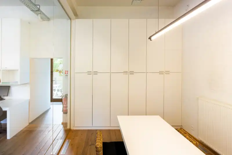 Volledig ingerichte kantoorruimte met vergaderzaal, toplocatie! foto 10