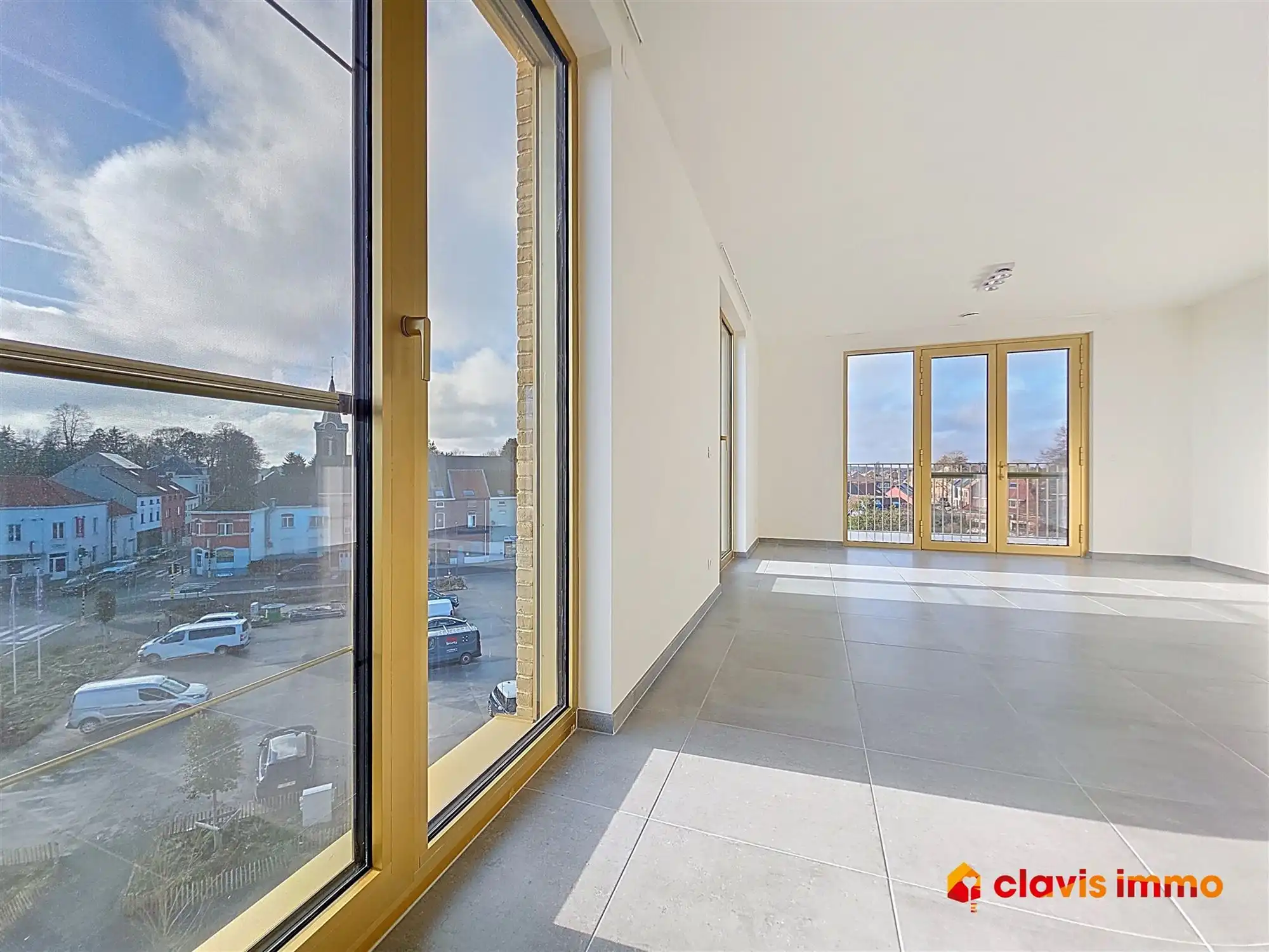 Appartement met terras en parking foto 5