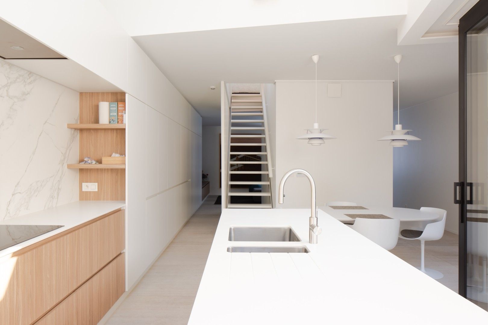 Luxueuze stadswoning opgedeeld in duplex appartement en 2 studio's foto 6