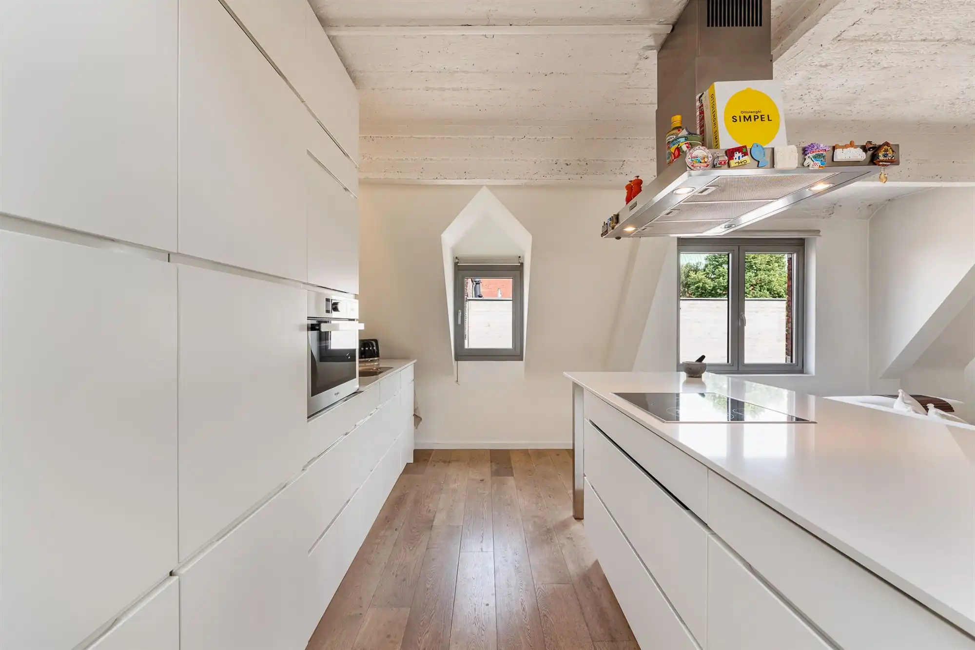 Triplex app. met 3 à 4 slpkmrs. en ruim terras foto 8