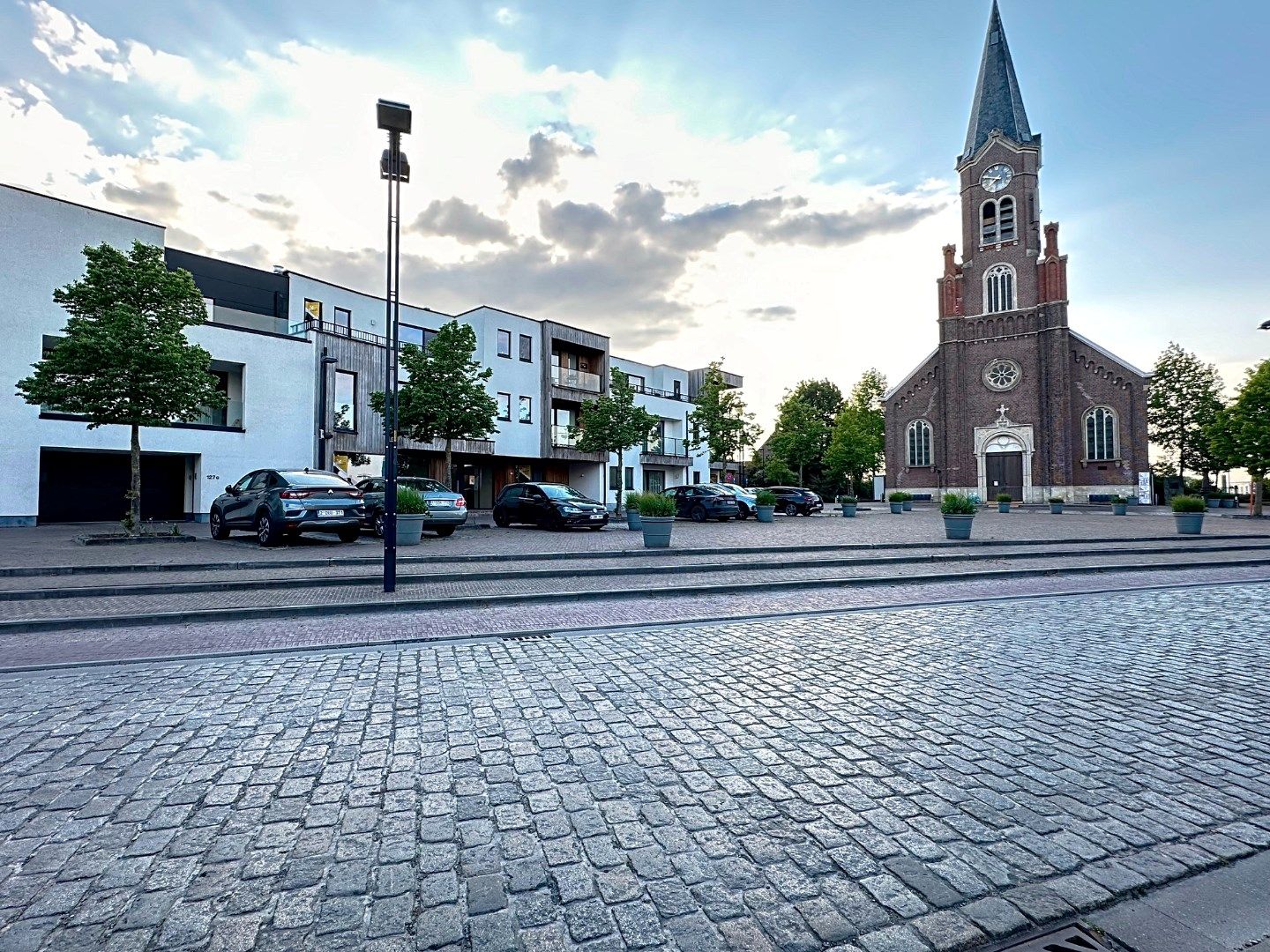 Stijlvol gelijkvloers appartement met gemeenschappelijke tuin foto 15