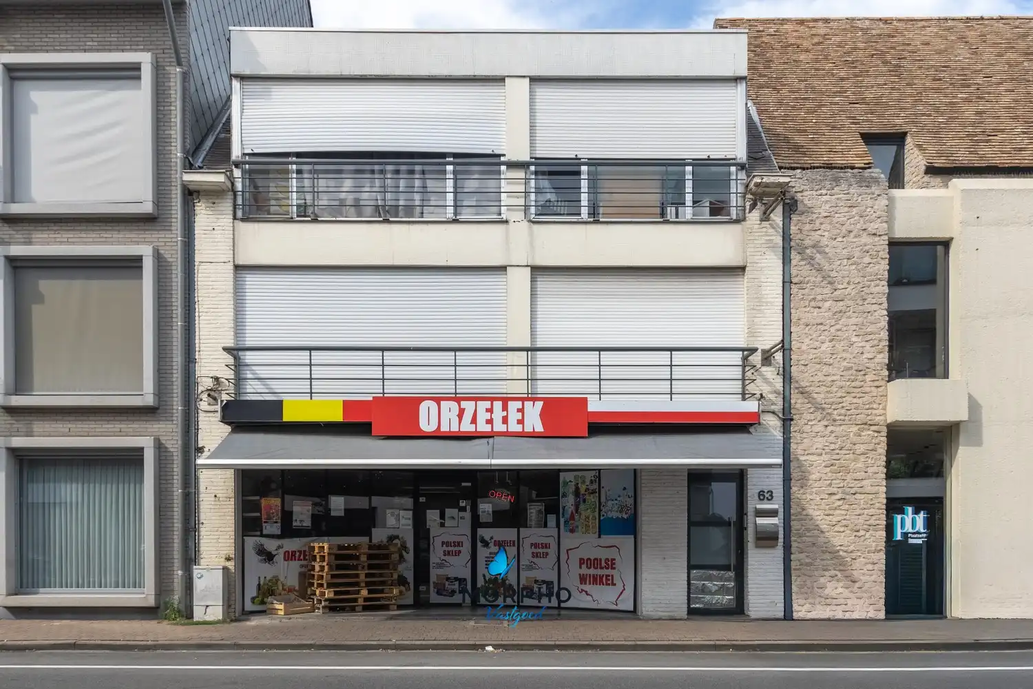 Te koop in Torhout : 364 m² vol mogelijkheden: handel, wonen of investeren foto {{pictureIndex}}