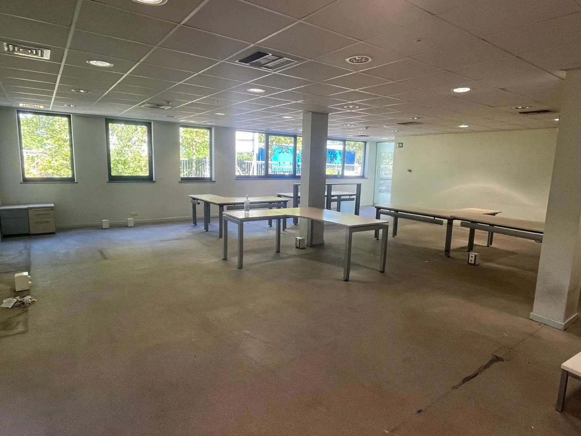 Bedrijfsgebouw magazijn met kantoren Mechelen-Noord foto 13
