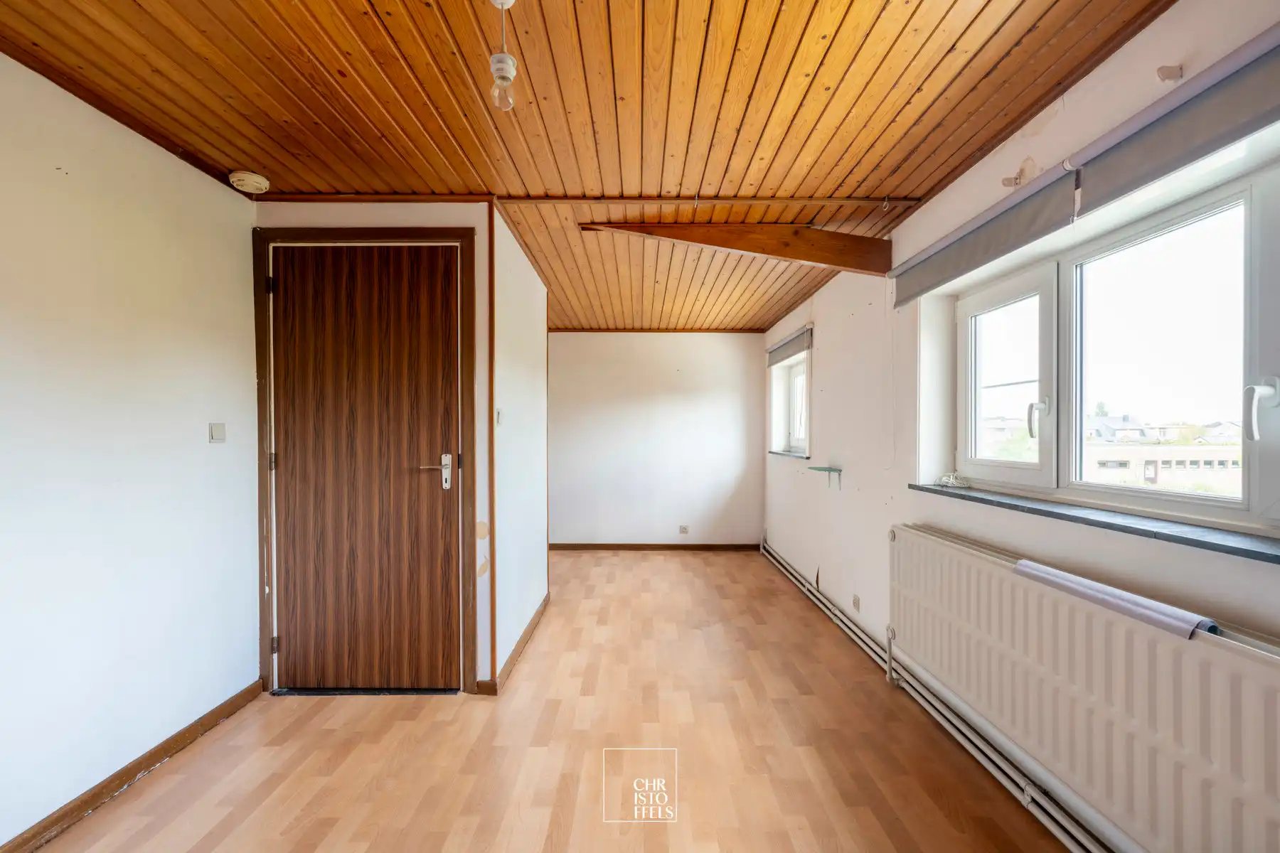 Te renoveren woning (199m²) in een rustige woonomgeving te Lanaken! foto 22