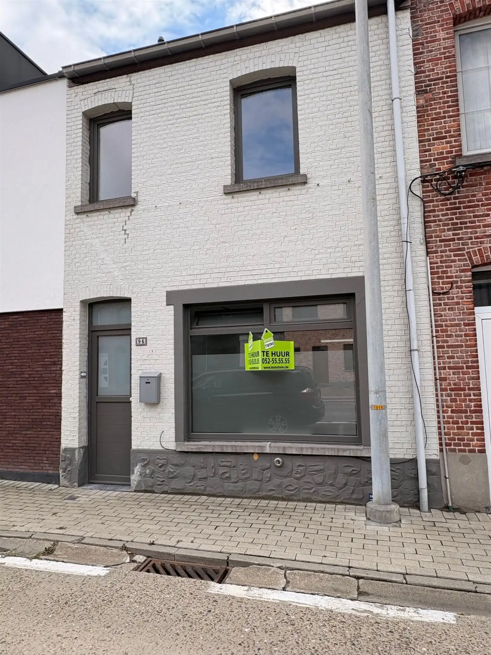 Gerenoveerde rijwoning met tuin foto 23