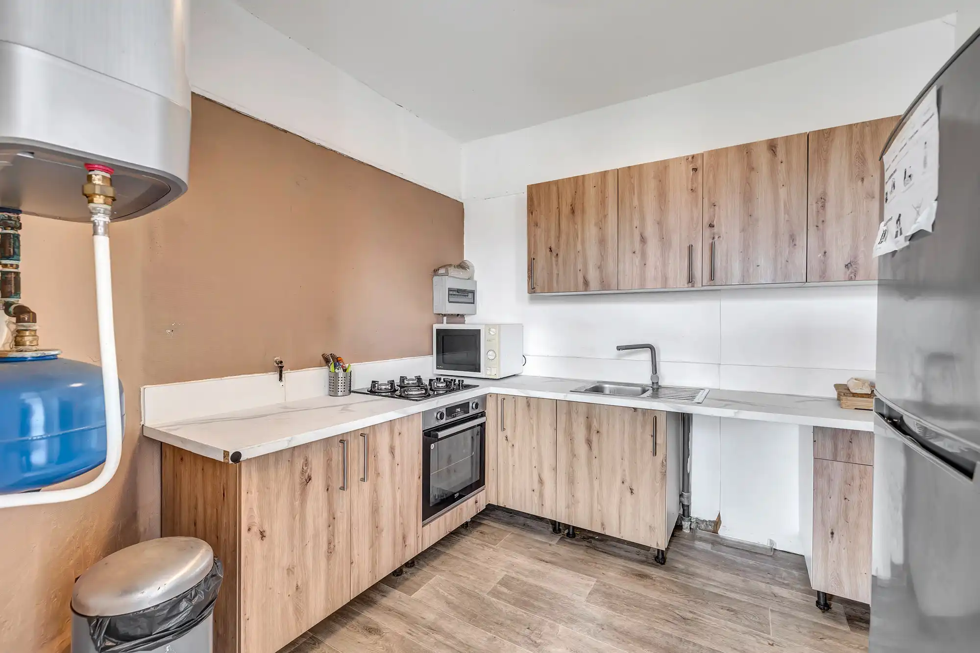 Woning ingericht in 3 appartementen te koop in Anderlecht foto 14