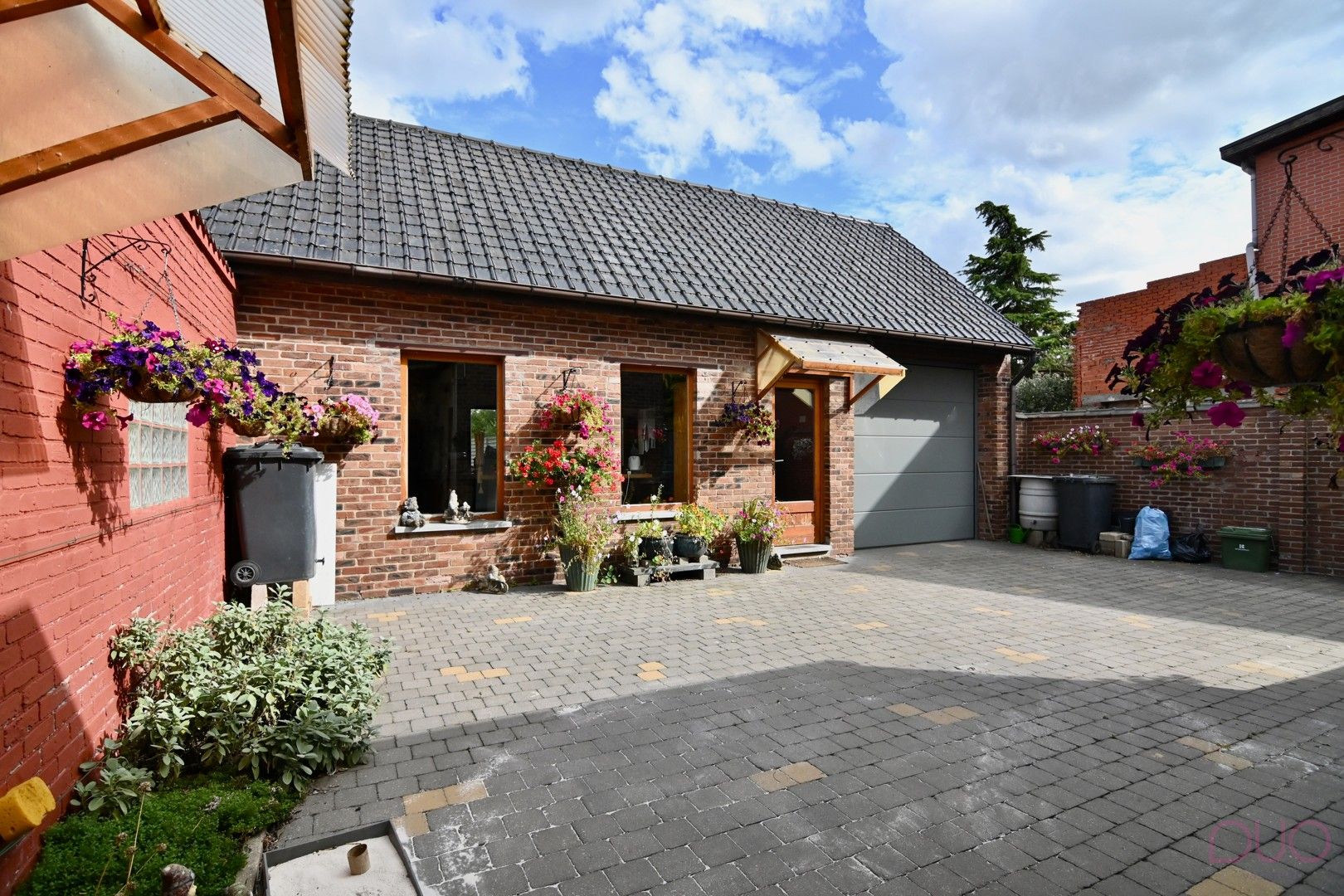 Karaktervolle, ruime woning met werkplaats & grote tuin – unieke opportuniteit foto 3