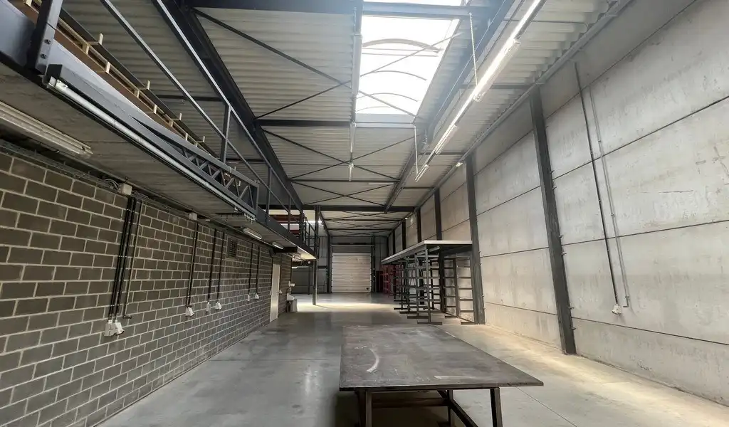 Bedrijfsgebouw met villa te huur langs  E17 in  Kruisem foto 5