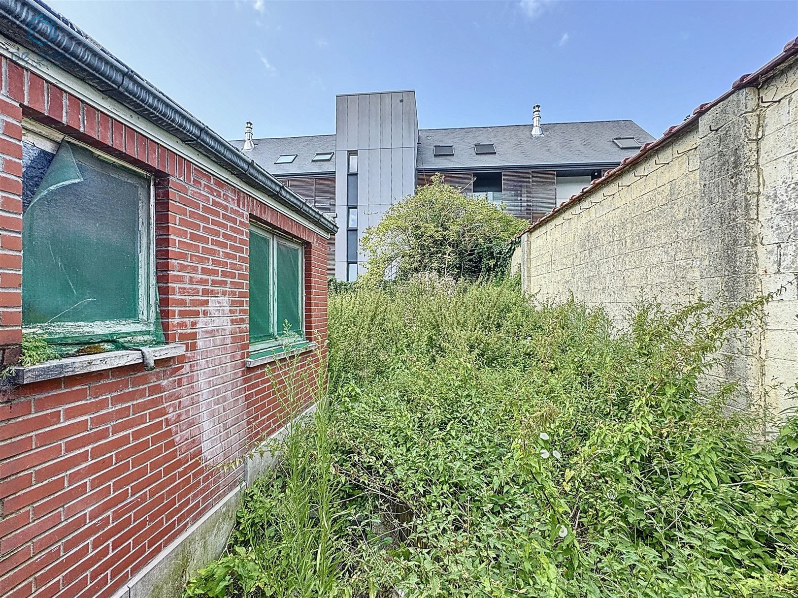 Gebouw met 2 woonentiteiten te koop in hartje Aat veel potentieel! foto 9