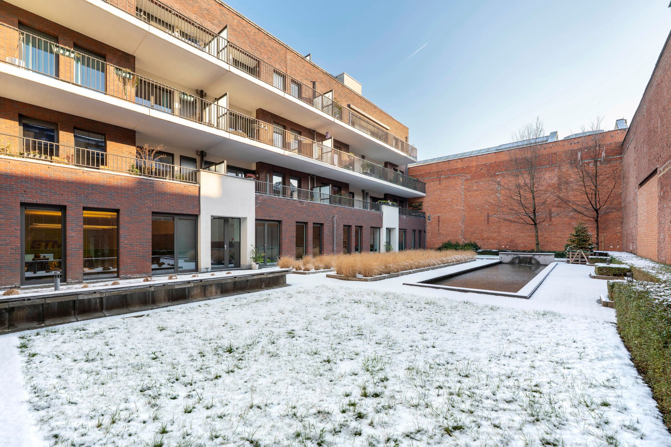 Luxueus 2-slaapkamerappartement met zonnig terras foto 15