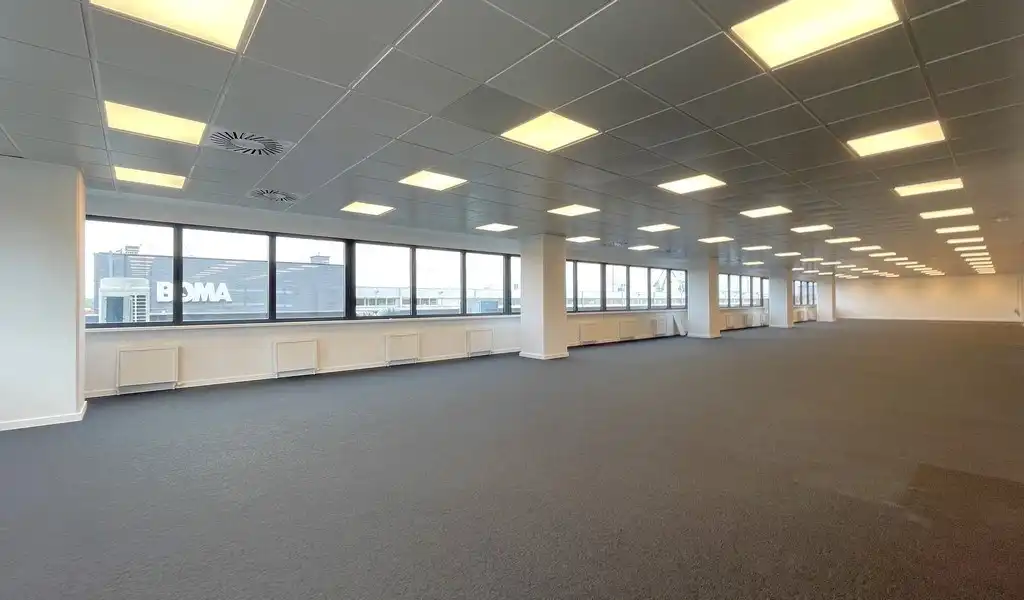 Kantoor te huur in North Trade Building vlakbij haven van Antwerpen foto 4