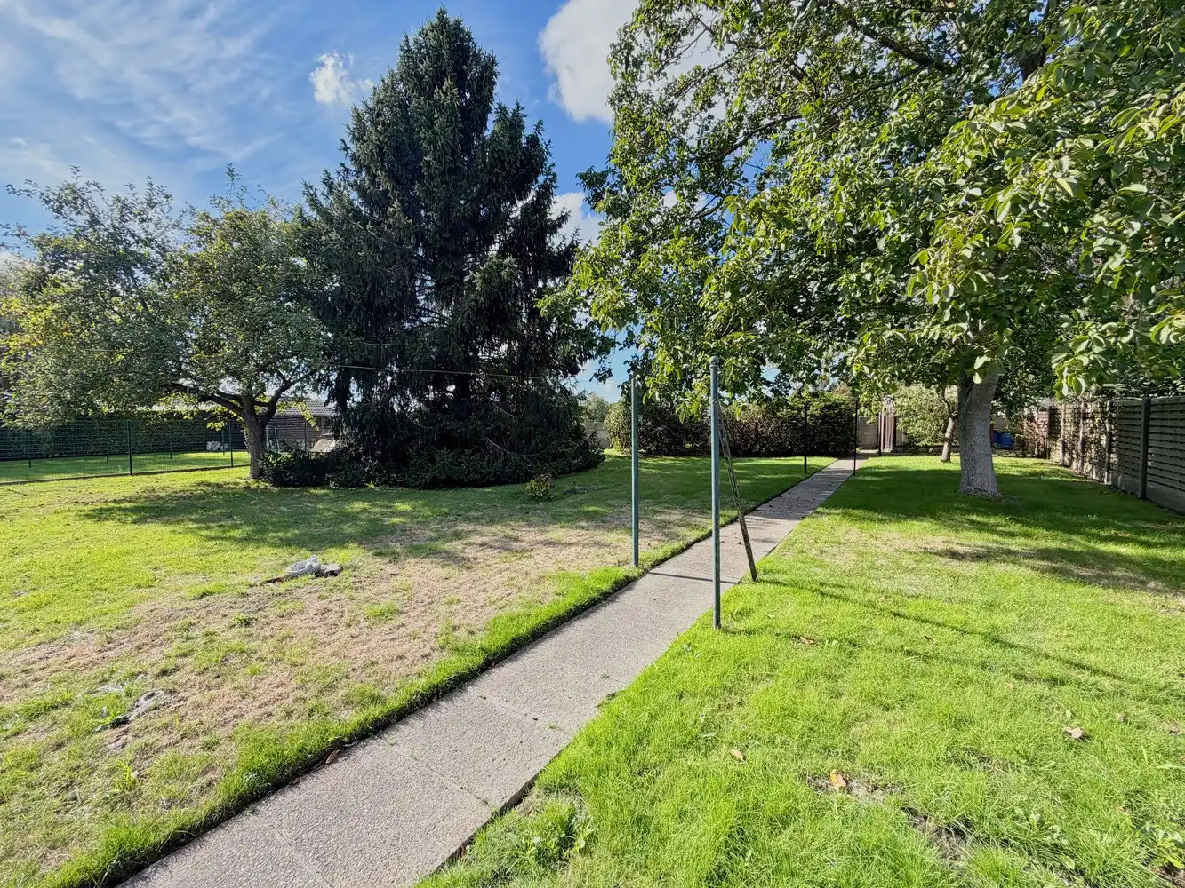Heel ruime woning + zonnige tuin (1028m²) + landelijk verzicht foto 23