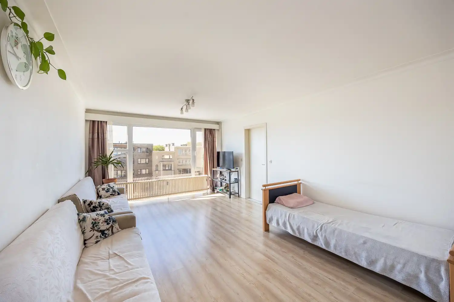 Appartement met 2 slaapkamers en 2 terrassen foto 16