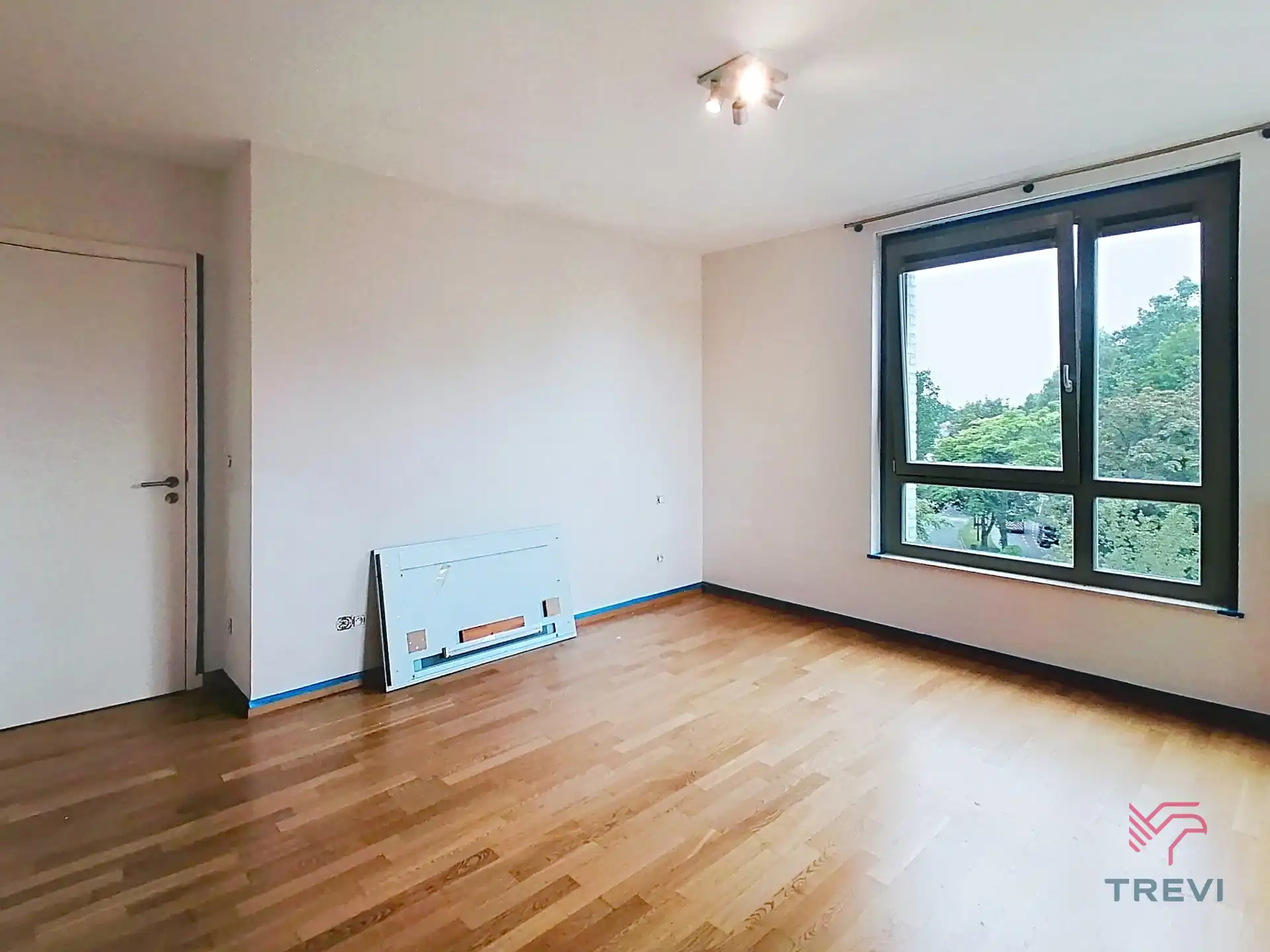 Mooi appartement met 2 slaapkamers + parkeerplaats foto 5