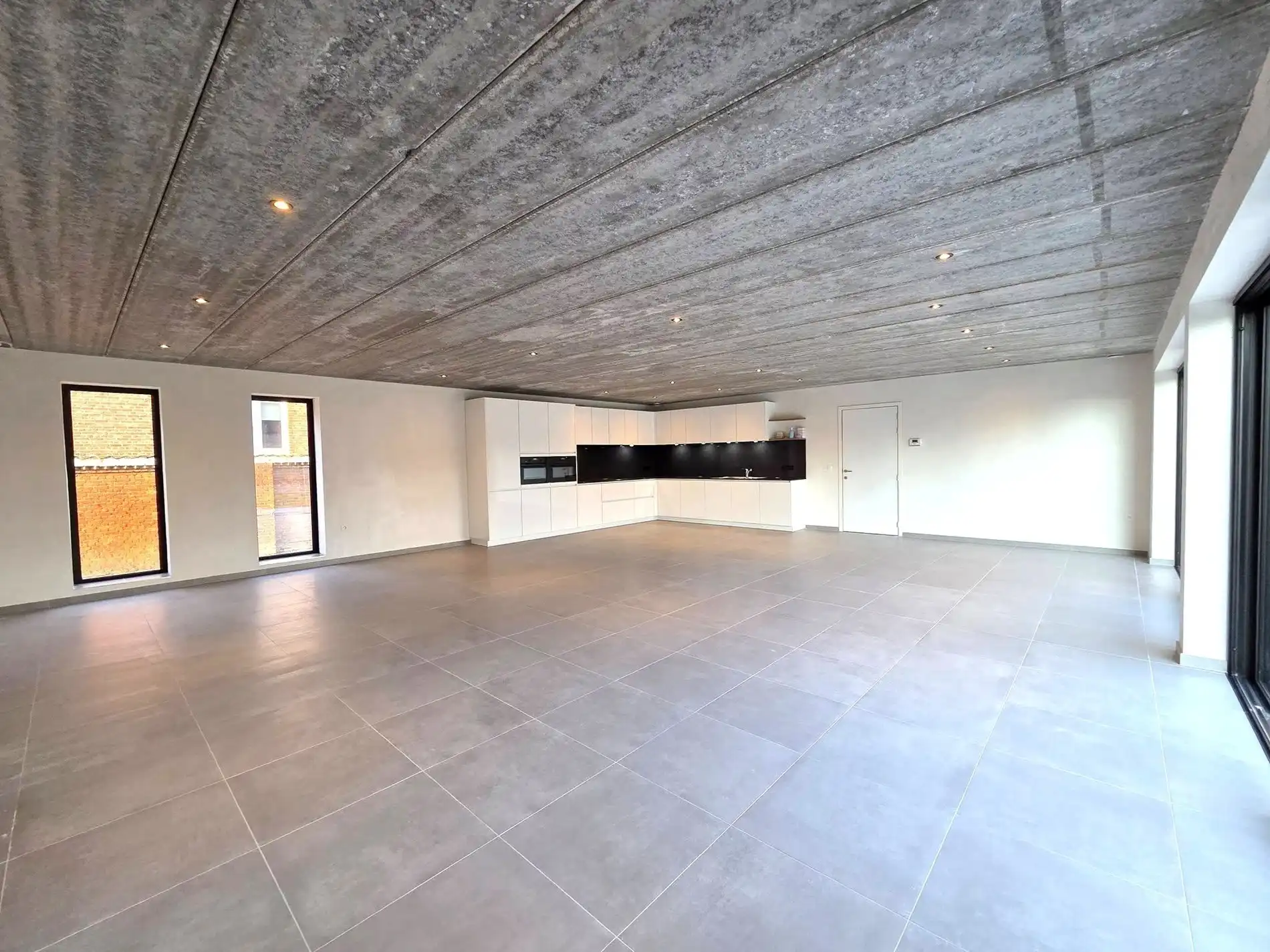 Viergevelvilla...Bouwjaar 2018...Einde bouw 2025...6 slaapkamers... foto 5