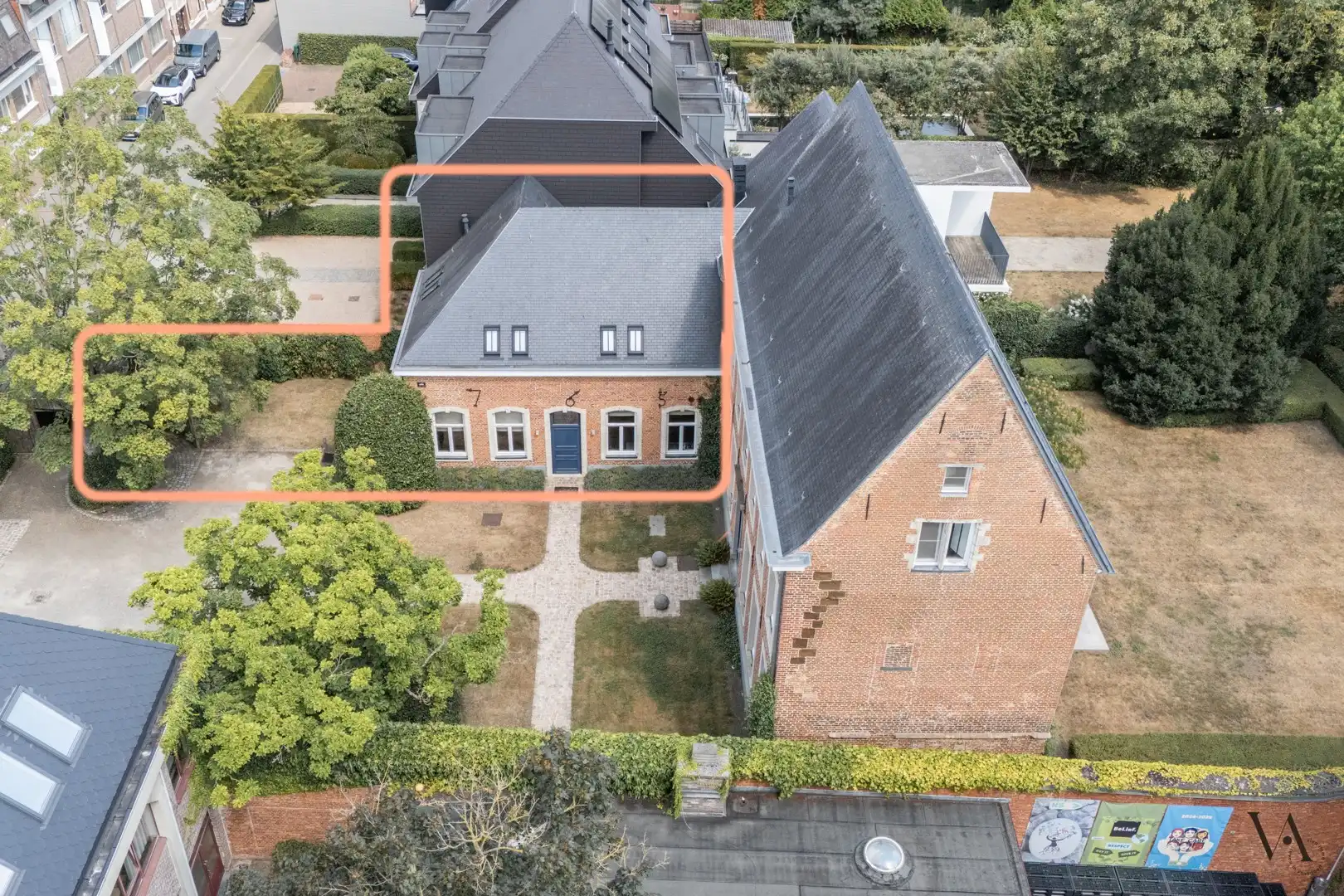 Karaktervolle abdiswoning met 3 slaapkamers en tuin in historisch Abdiskwartier foto 2
