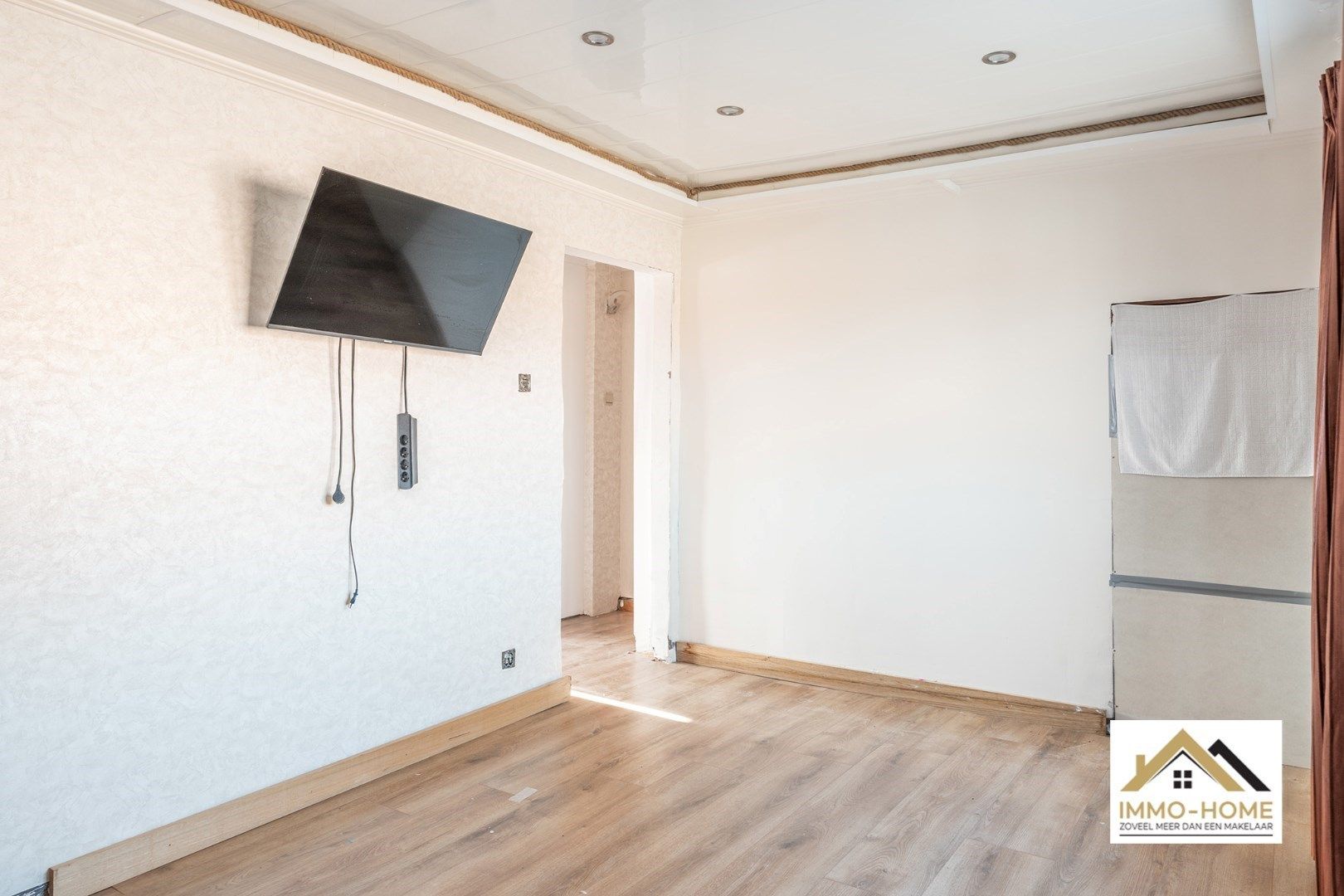 Deels gerenoveerde woning vol potentieel  foto 20