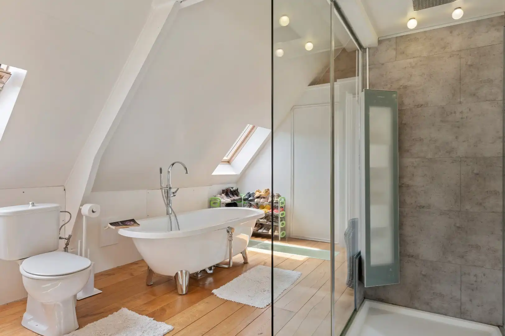 Bel-etagewoning met handelspand – Topligging aan Station Mol foto 17