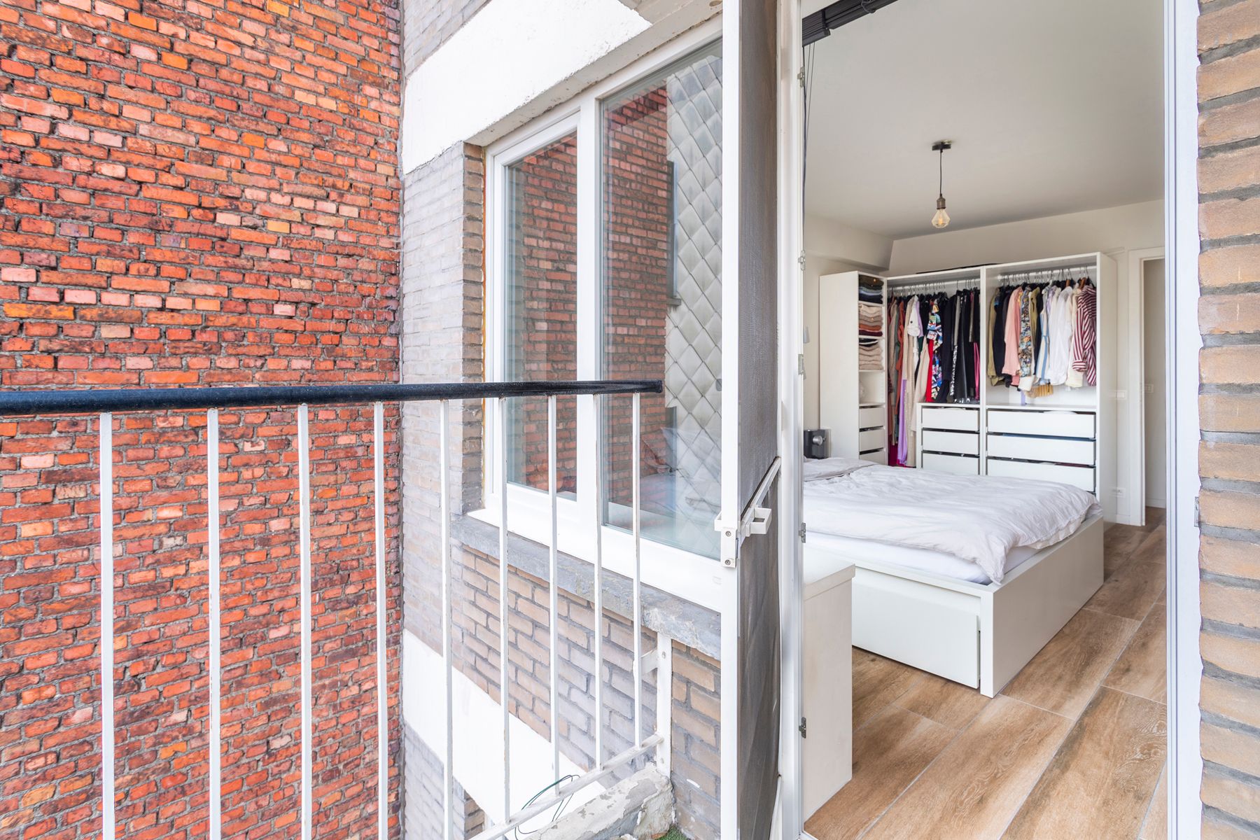 Stijlvol wonen in comfort aan de Plantin Moretuslei foto 13