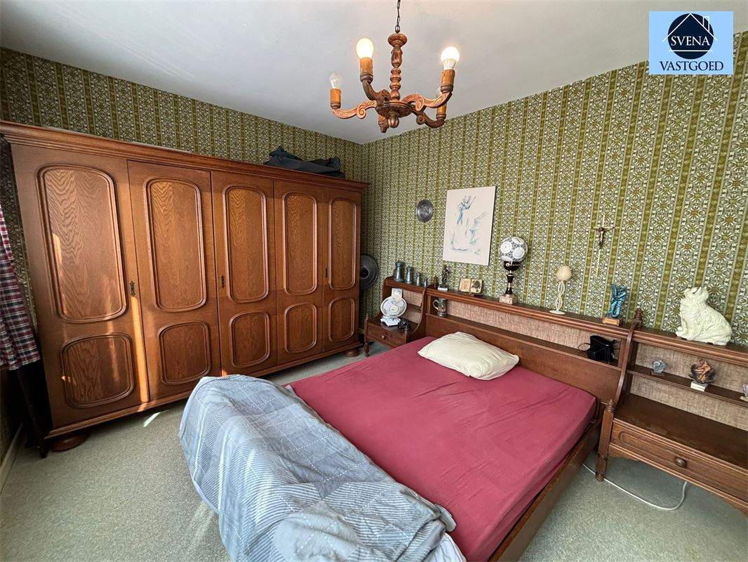 TE RENOVEREN WONING NABIJ CENTRUM MET 4 KAMERS. foto 8
