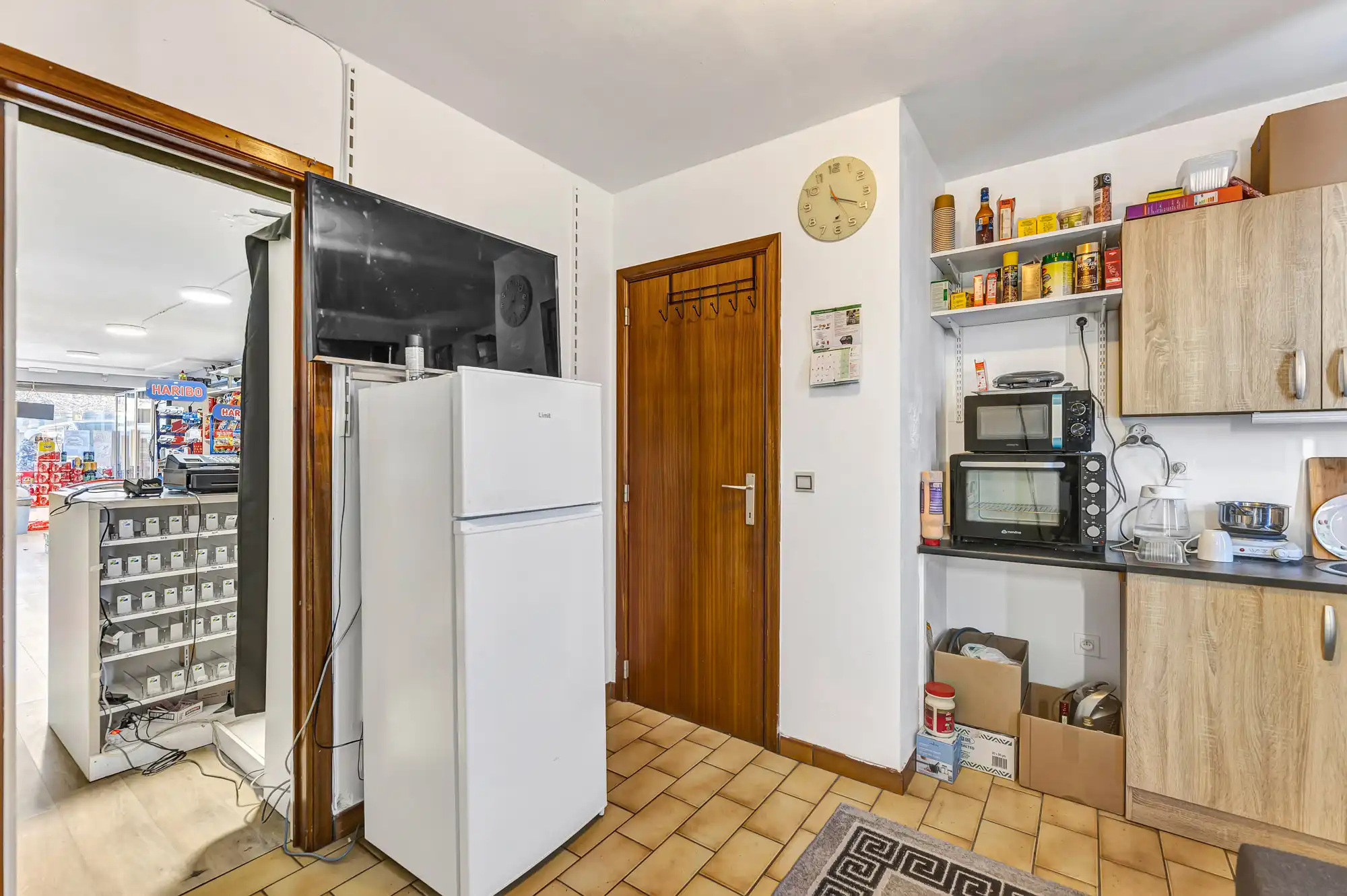 Beschikbaar handelspand te koop in het centrum van Moorsel foto 4