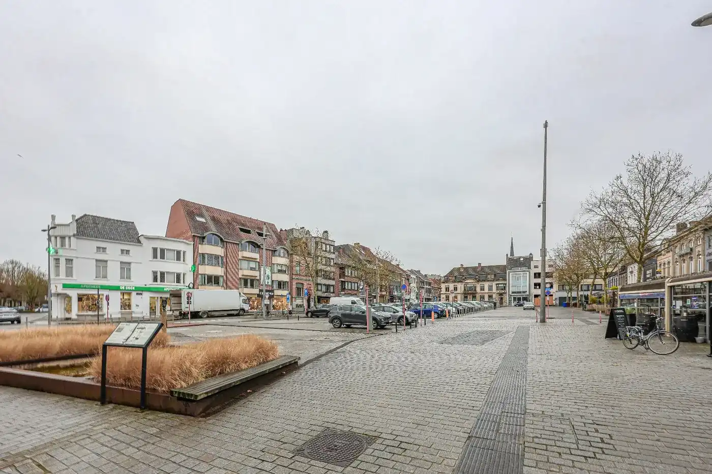 Commercieel handelspand op toplocatie in het centrum van Izegem foto 9