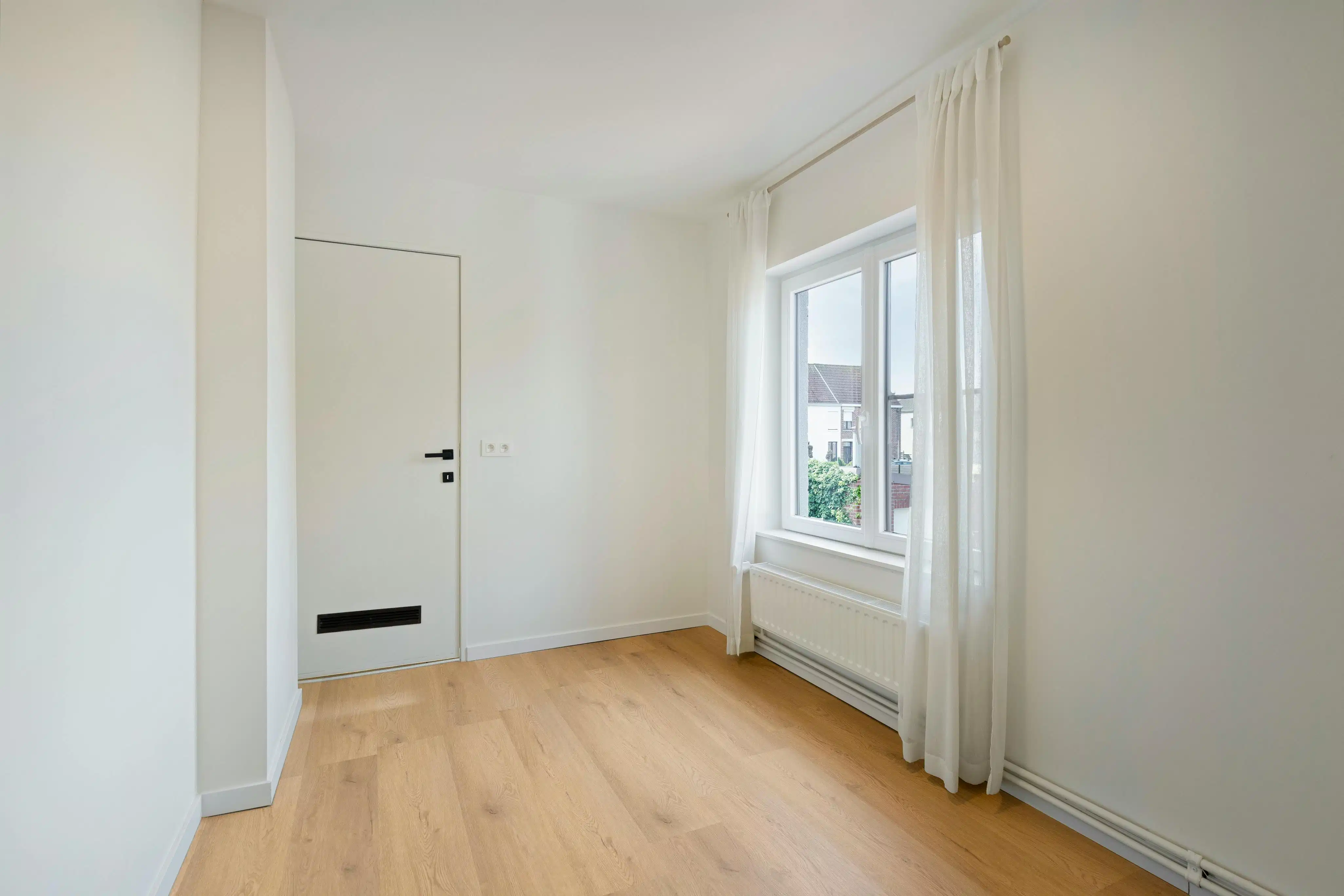 Instapklaar huis met 3 slaapkamers in Beernem foto 11