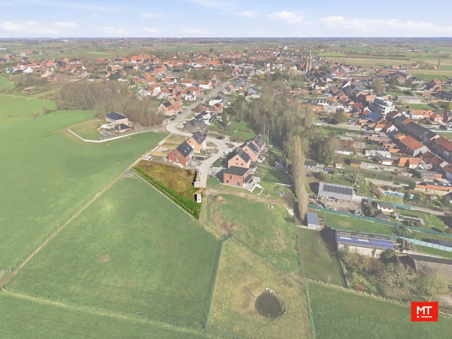 2 nieuwbouwwoningen met landelijk verzicht in Beselare foto 3