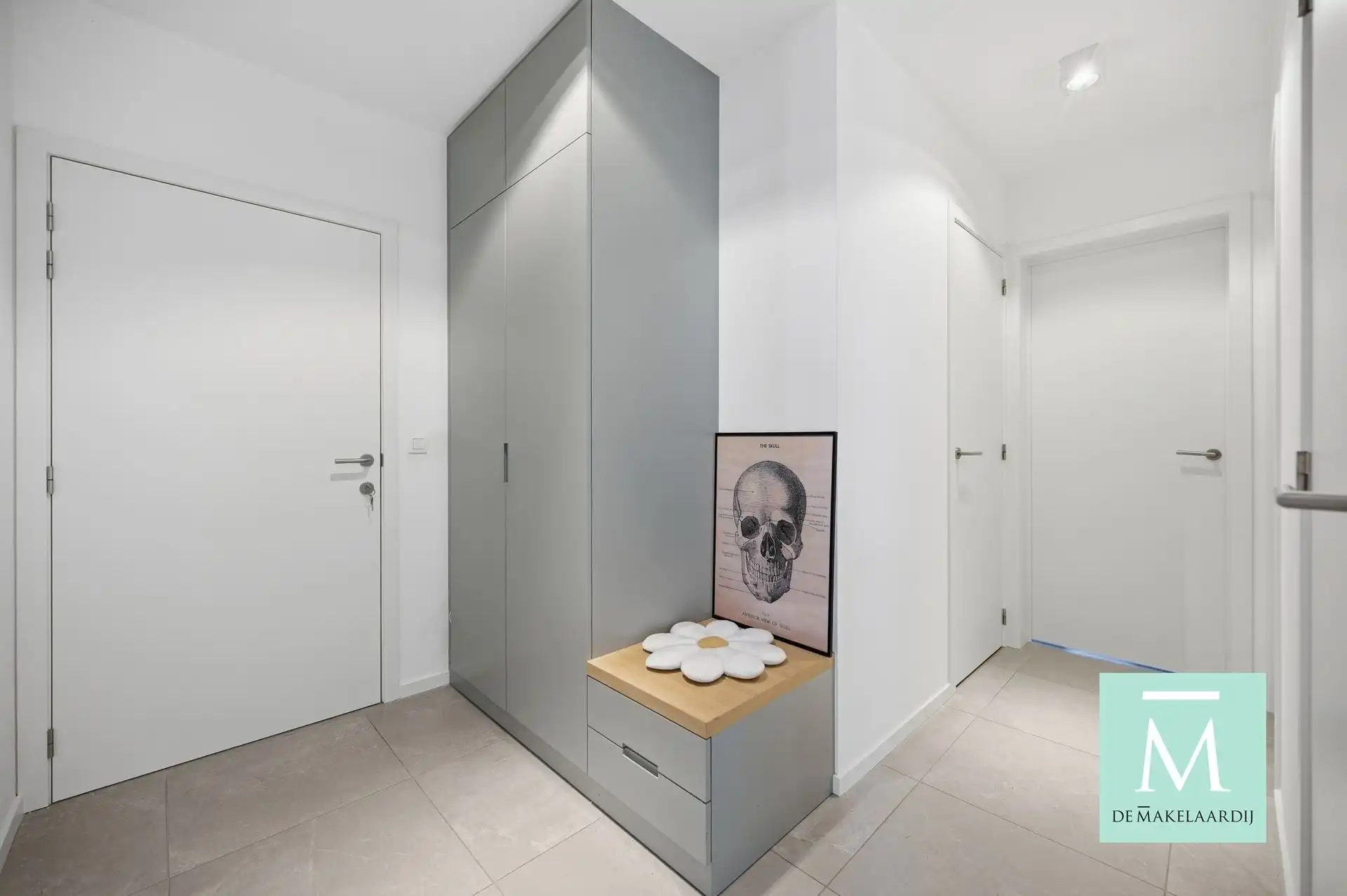 Instapklaar gelijkvloers appartement (2023) met zonnige tuin en laadpaal! foto 5