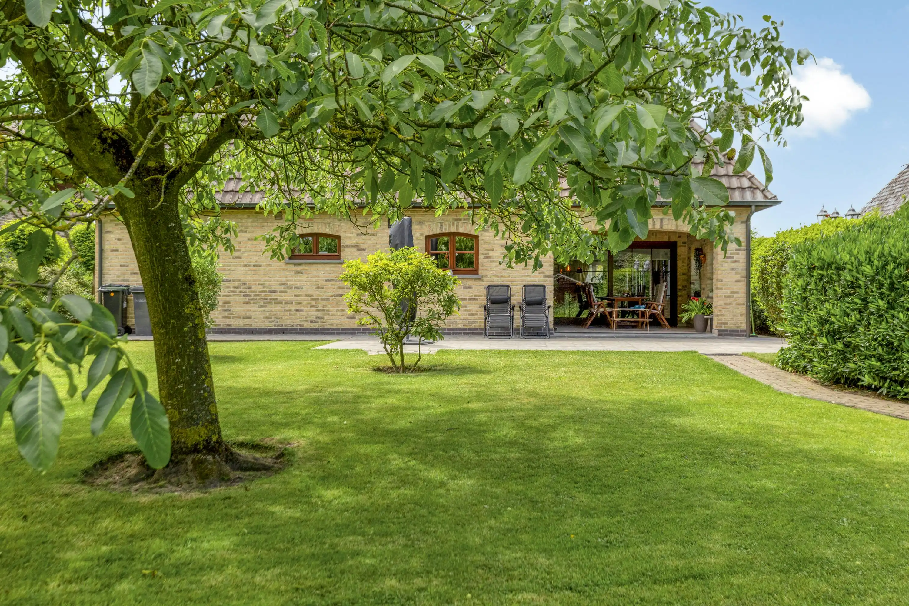 Karaktervolle woning te koop op toplocatie in Willebroek foto 13