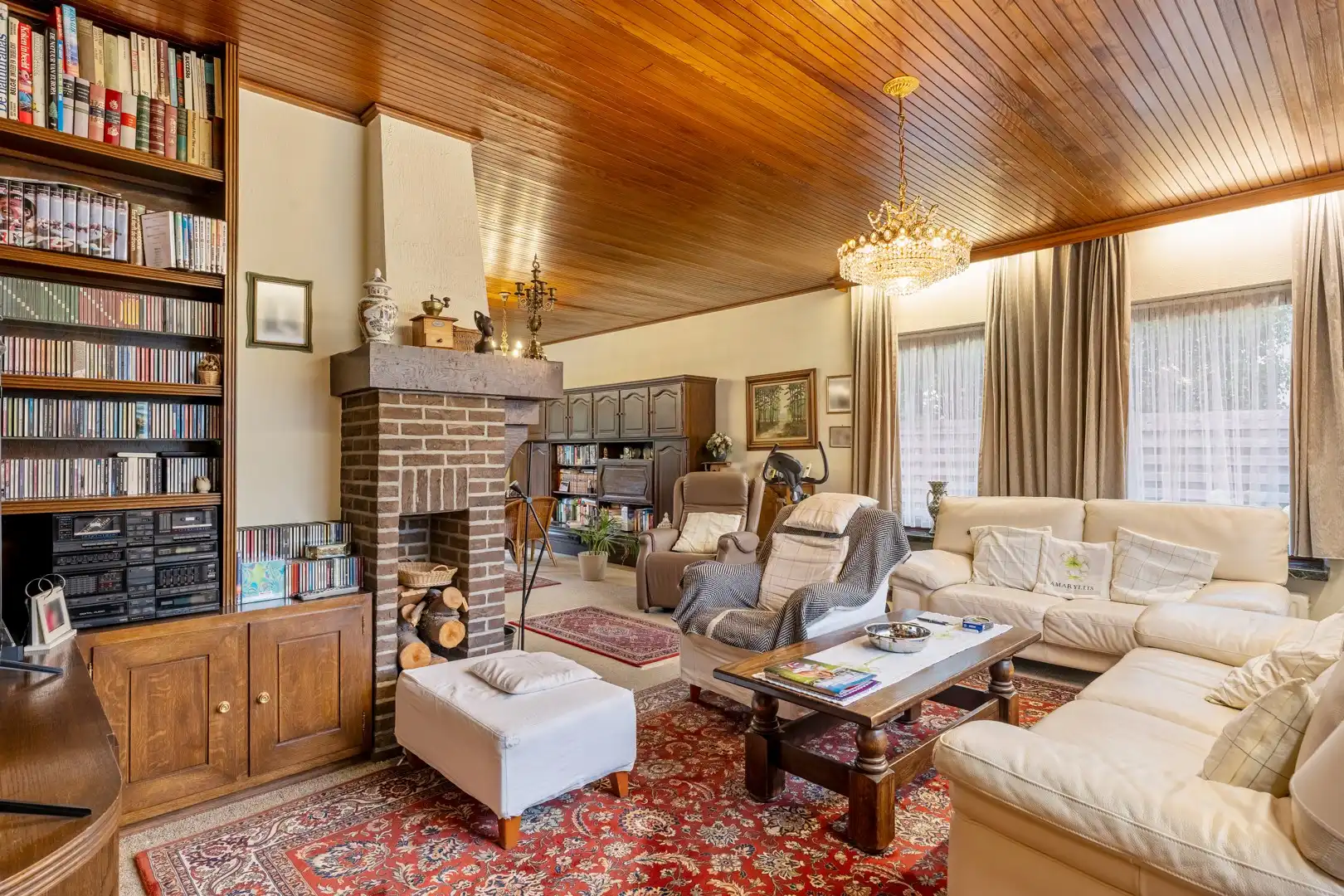 🏡 Ruime gezinswoning met tuin op uitstekende locatie in Houthalen-Helchteren foto 3