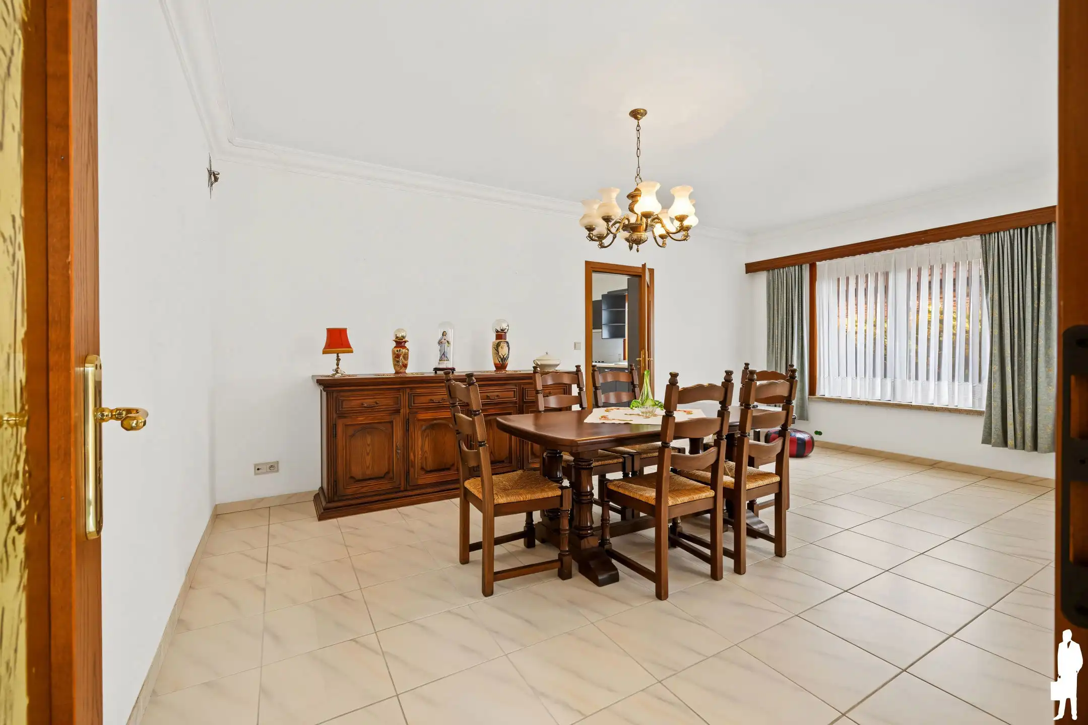 Open bebouwing met 2 slpk, tuin op toplocatie in Melsele foto 4