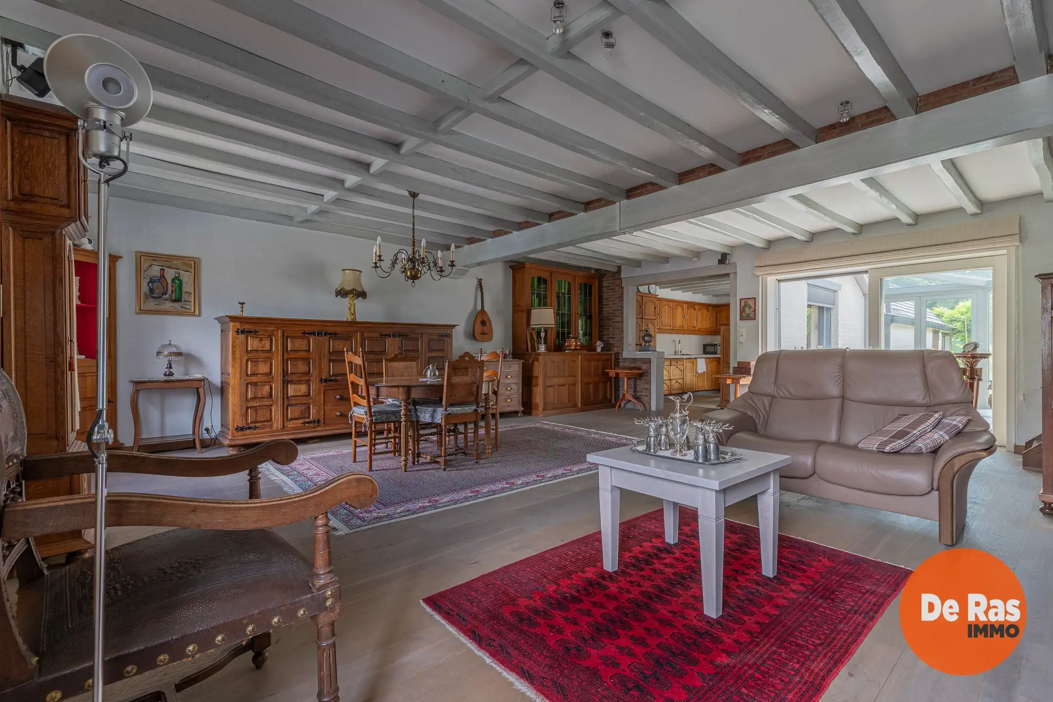 BOTTELARE – Ruime woning met tuin, dubbele garage en 5 slpks foto 6