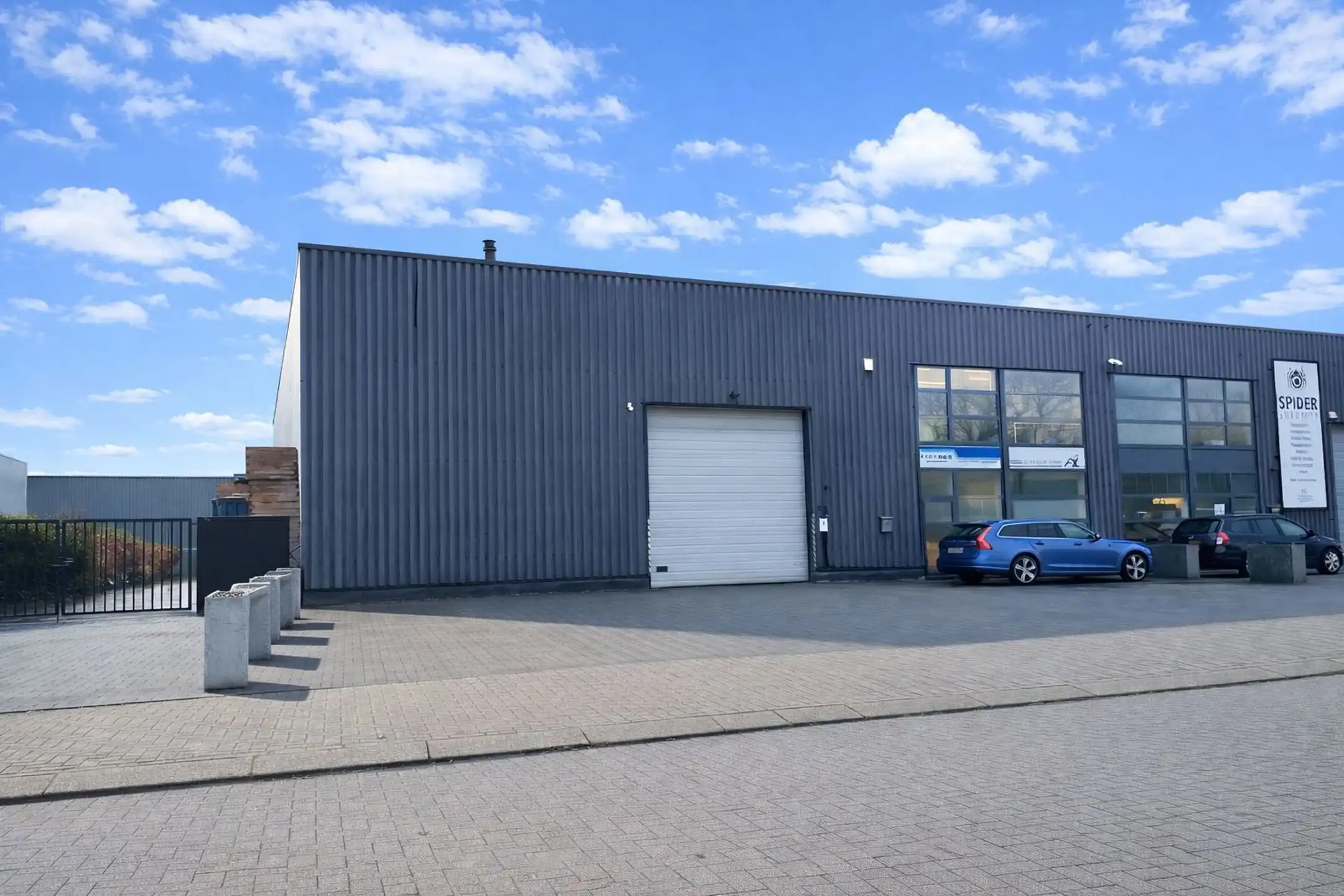 Bedrijfsvastgoed te huur foto {{pictureIndex}}