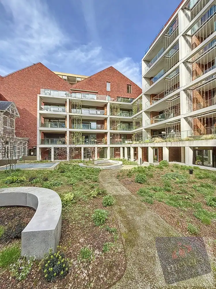 Ruime assistentiewoning met terras in het centrum van Hasselt foto 2