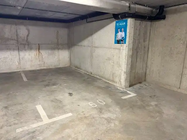 ONDERGRONDSE PARKEERPLAATS te BRUGGE foto 3