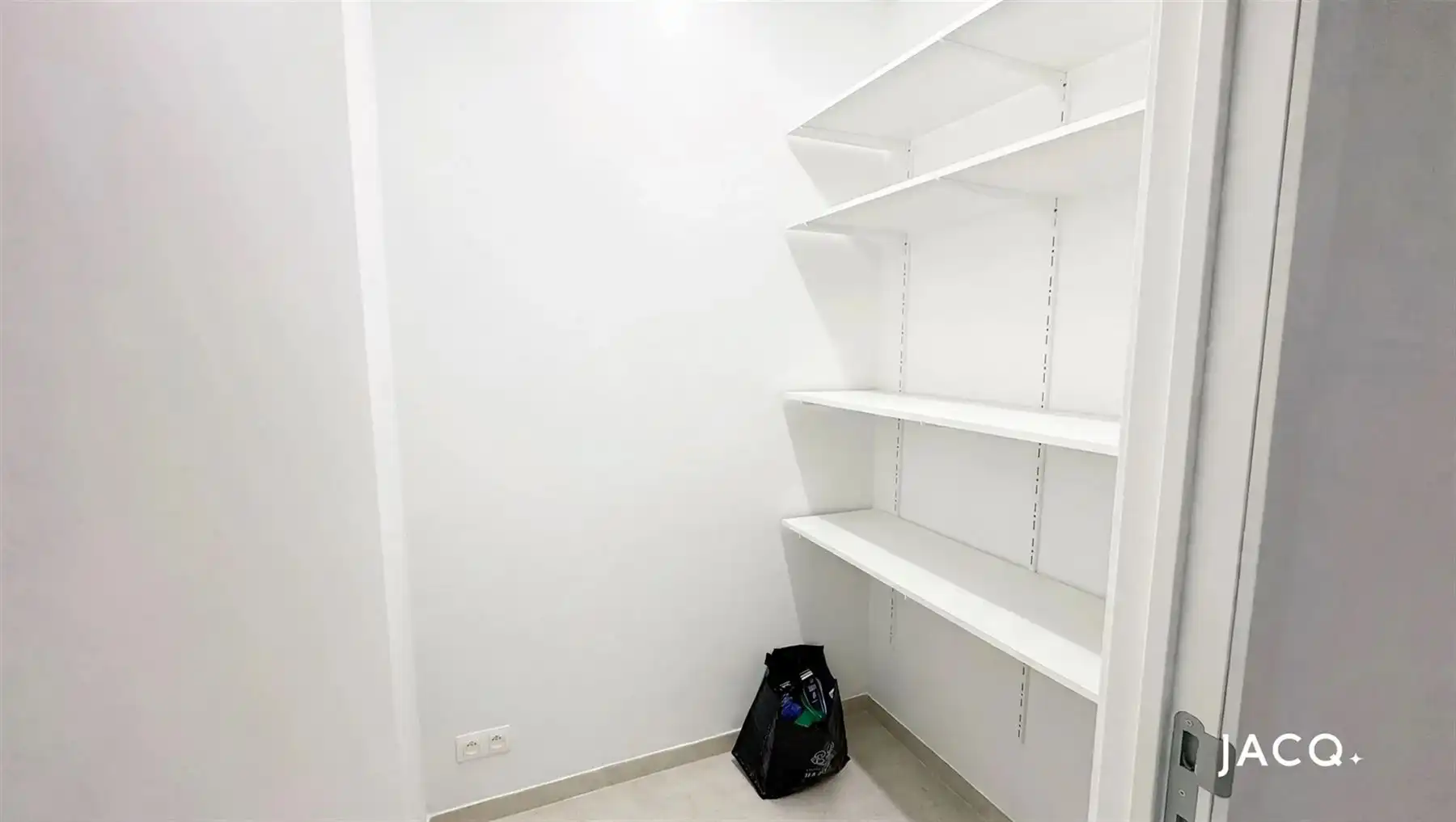 Nieuwbouw glv appartement met 2 slaapkamers en tuin! foto 14
