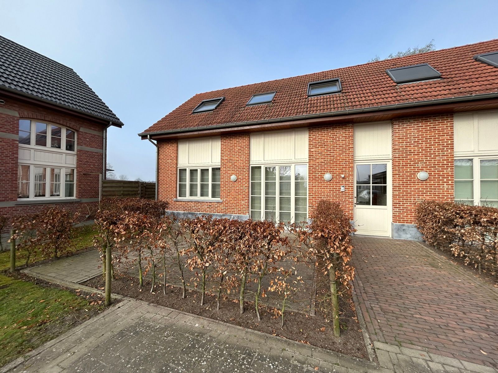 Huis te huur foto {{pictureIndex}}