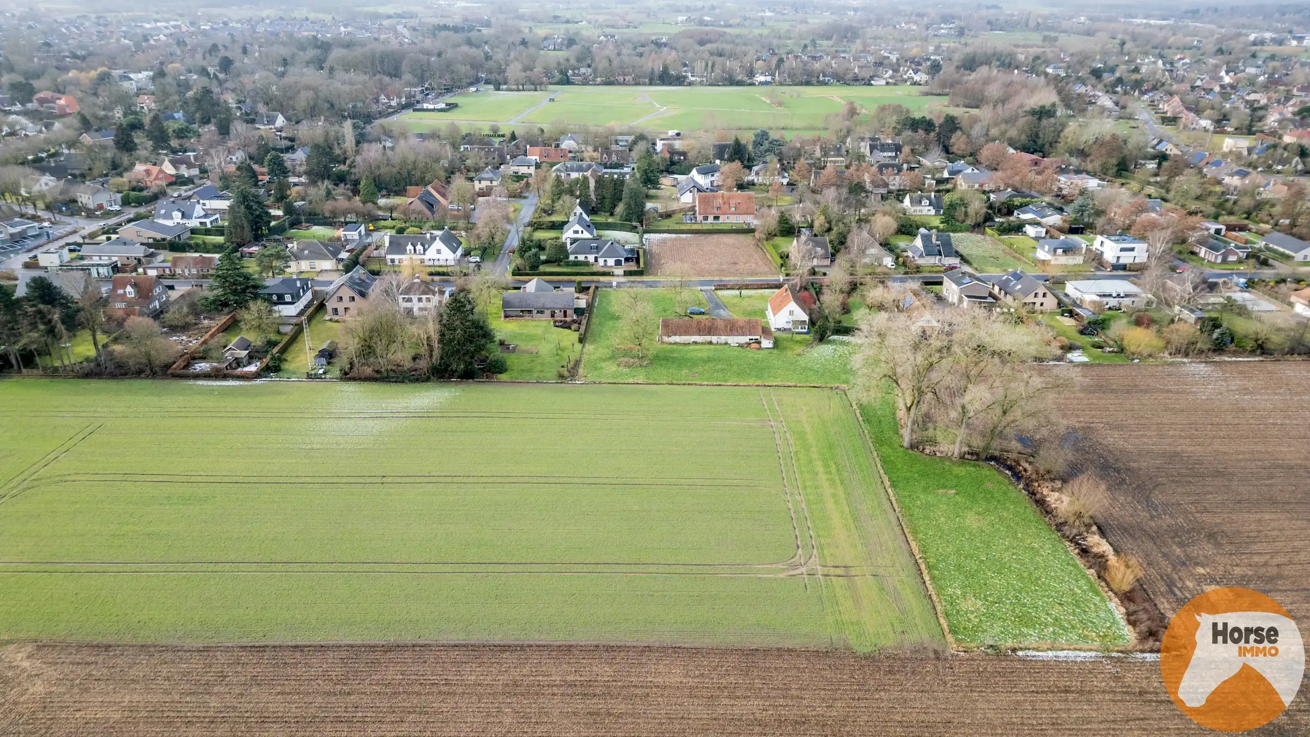 SINT-MARTENS-LATEM- Uniek gelegen hoeve met aanpalende grond foto 5