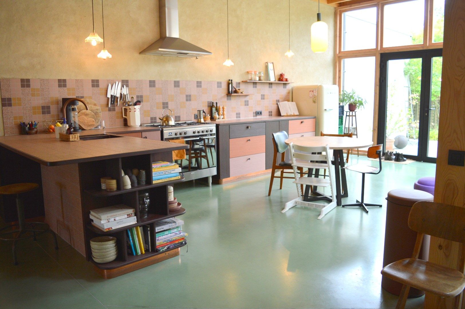 Unieke rijwoning met tuin, garage en 3 slaapkamers in Zwevegem foto 9